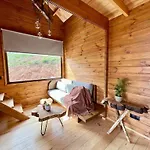 Mountain Eco Shelter 5 *