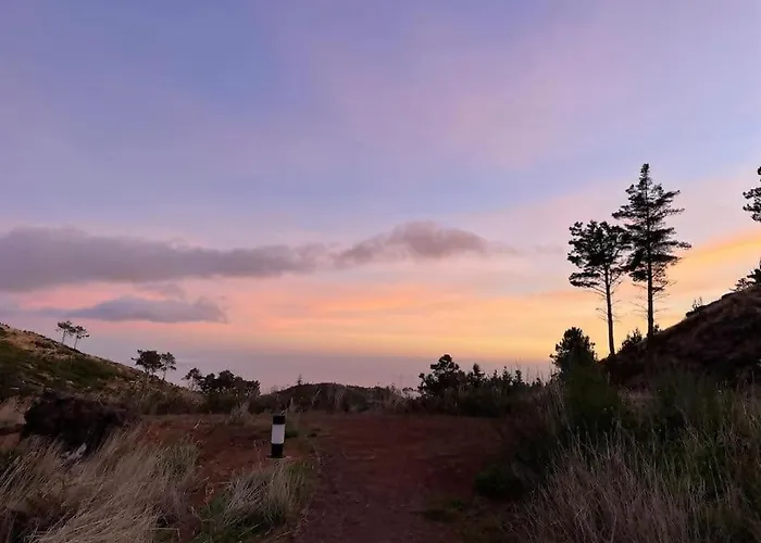Οργανωμένο κάμπινγκ Mountain Eco Shelter 5