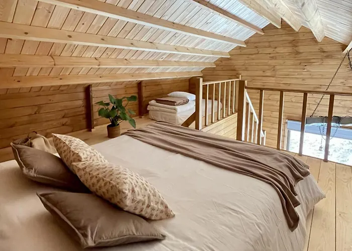 Glamping Mountain Eco Shelter 5